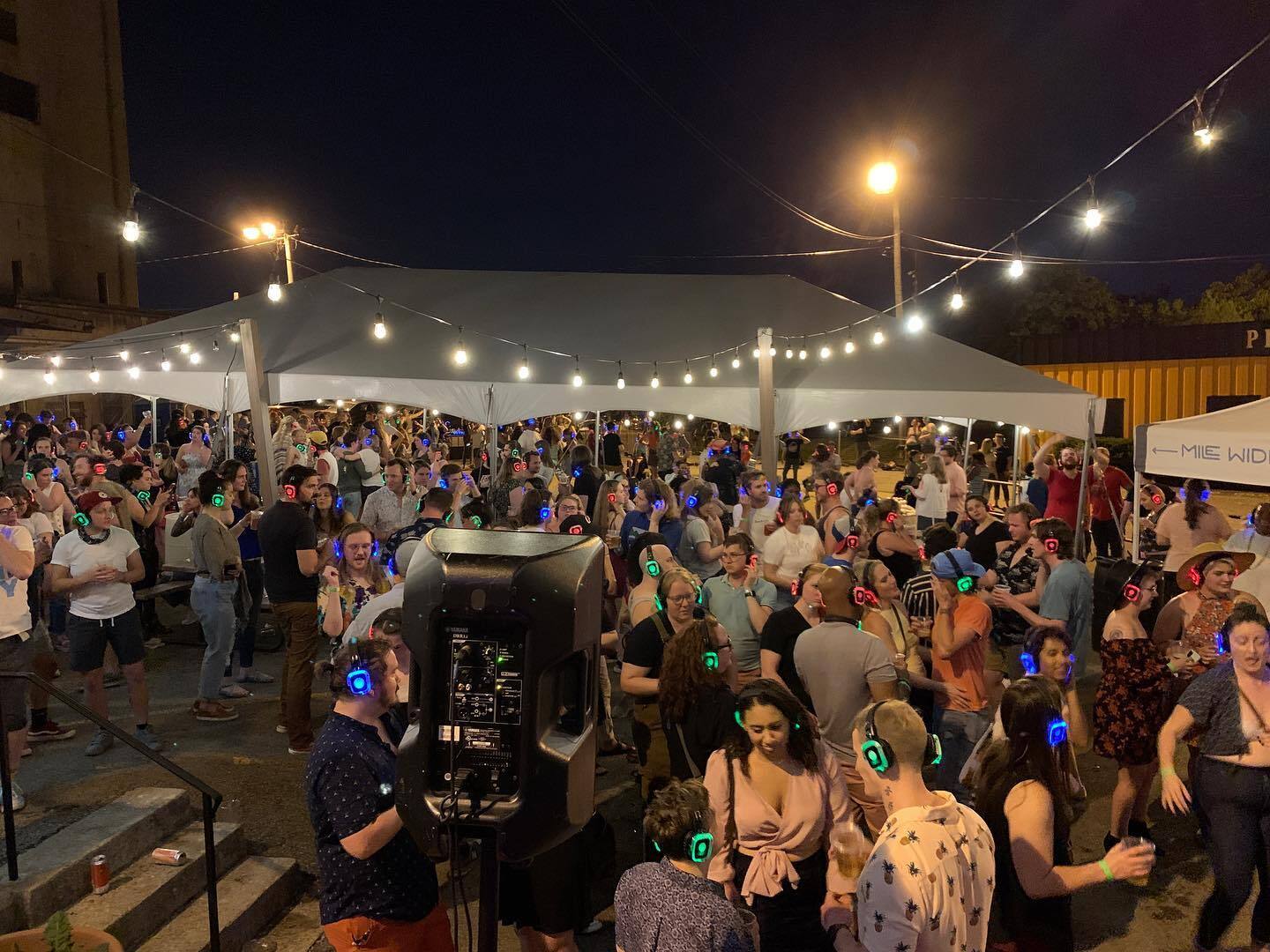 Western KY Silent Disco providing unique individual party experience - The  Owensboro Times